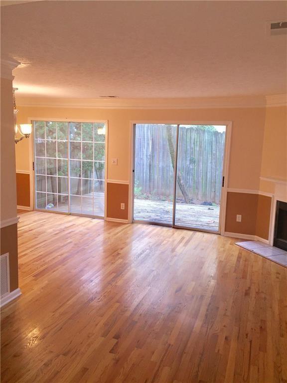 Building Photo - 1026 Plantation Way
