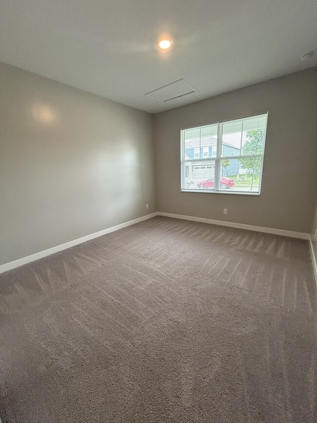 Building Photo - 1269 Bristol Pl