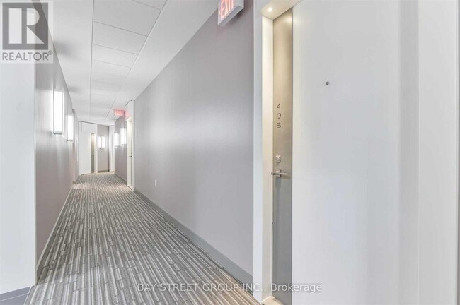 Photo du bâtiment - 8 The Esplanade