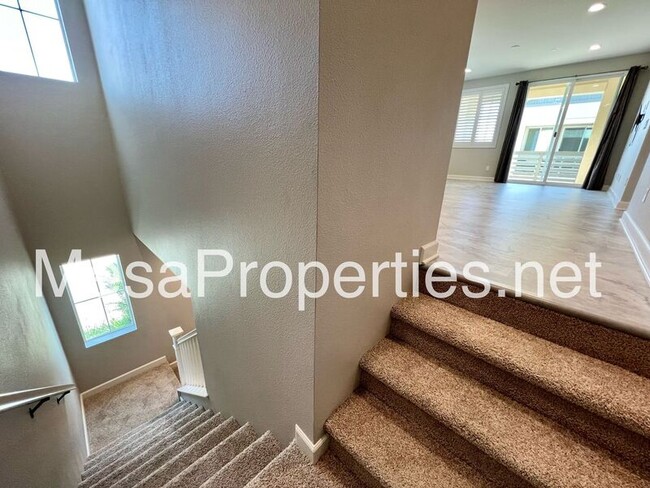 Building Photo - 3880 S Oasis Paseo