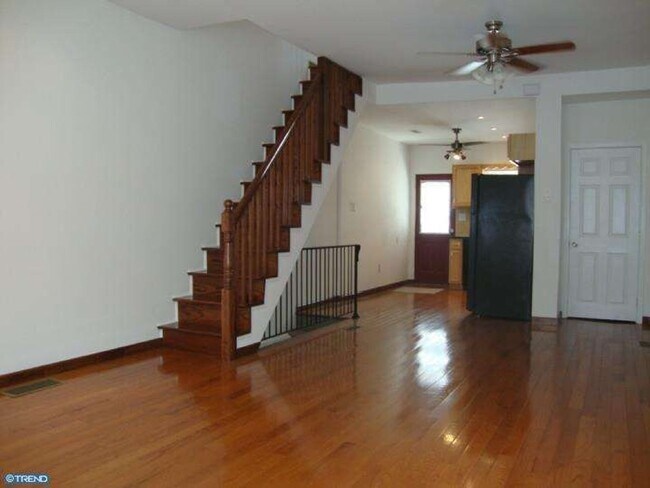Foto del edificio - Recently Renovated 2-Bedroom Home for Rent in South Philadelphia