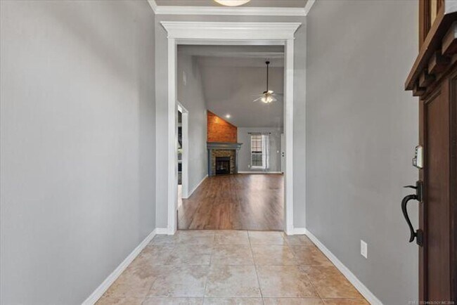 Foto del edificio - 4 Bedroom/2 Bath -Owasso Schools