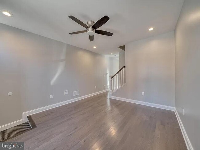 Foto del edificio - 1849 S Charles St