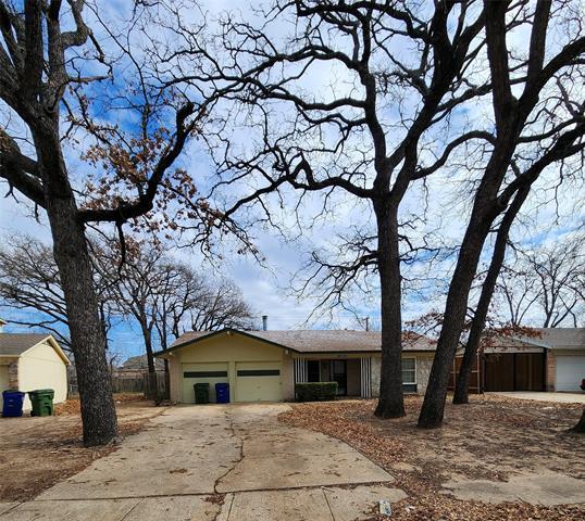 Foto del edificio - 14732 Oakwood Ln