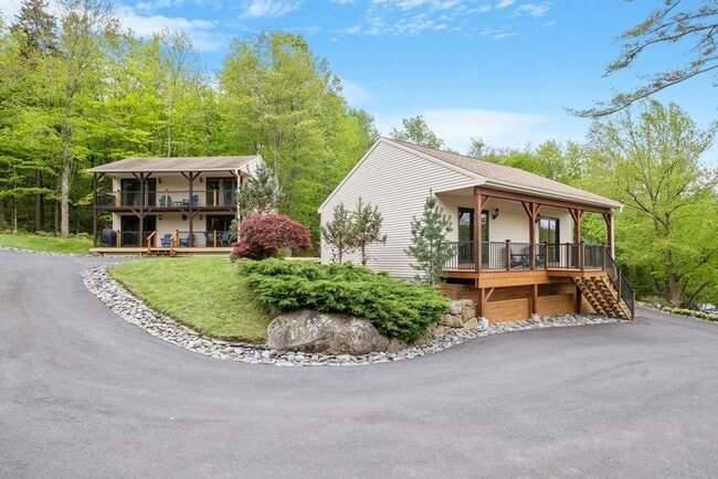 Building Photo - 588 Granite Lake Rd