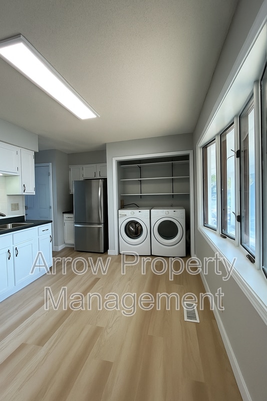 Building Photo - 3600 Briarwood Ave