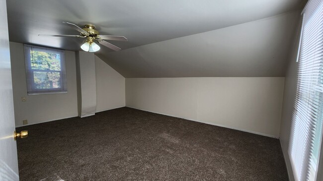 Building Photo - South Hill Home!! Coming Soon!