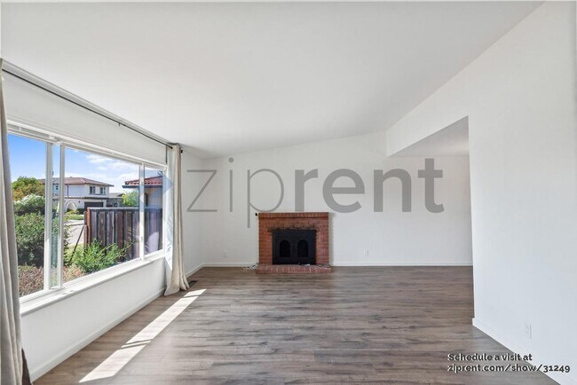 Foto del edificio - 7900 Hansom Dr