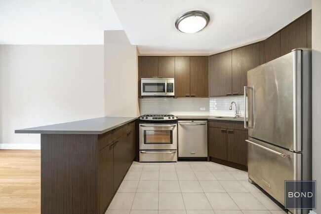 Foto del edificio - 776 Sixth Avenue