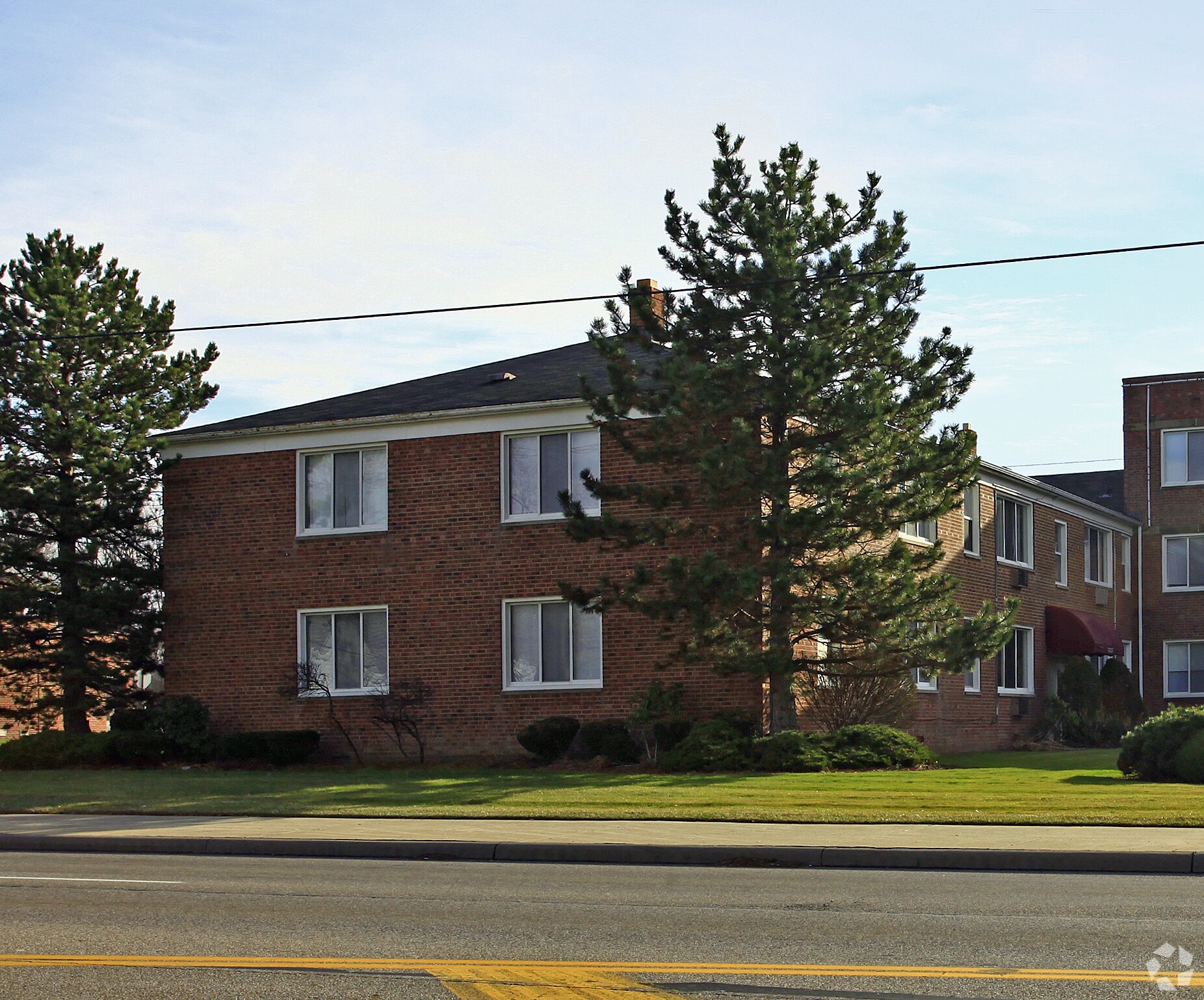 WJM Cedar Apartments – photo 3