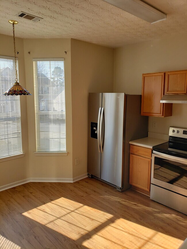Foto del edificio - 103 Timber Ridge Dr