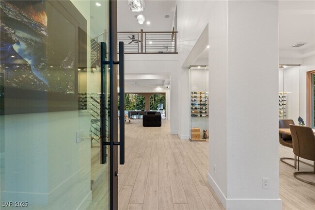 Foto del edificio - 2240 Boutique Ave