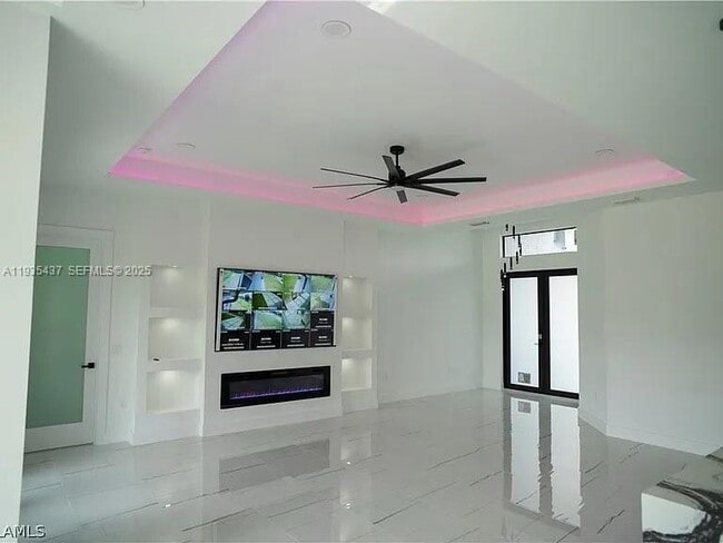 Foto del edificio - 616 Maple Ave N