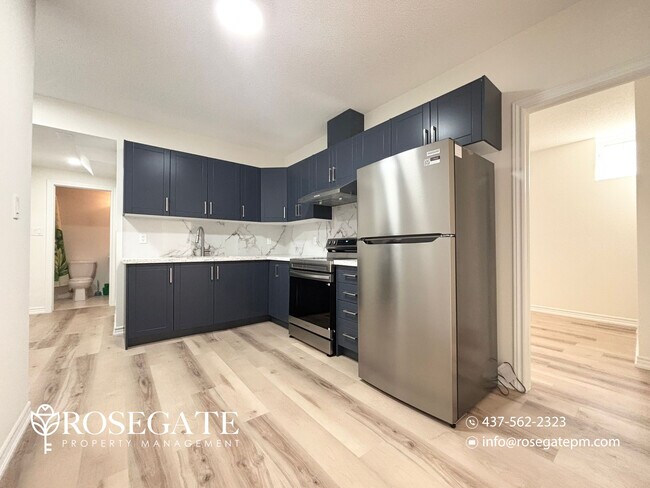 Photo du bâtiment - Spacious Open-Concept 2-Bedroom Basement Apartment with 2 Parking Spots in Brampton