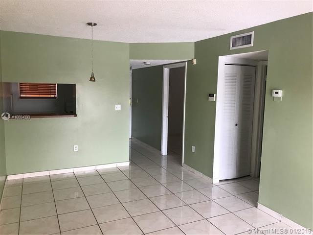 Foto del edificio - 2441 SW 31st Ave