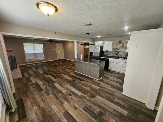 Foto del edificio - 110 Lacey Ln