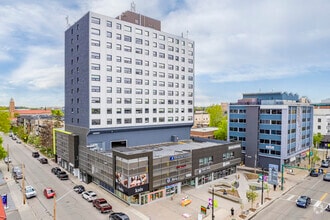 Building Photo - Missao