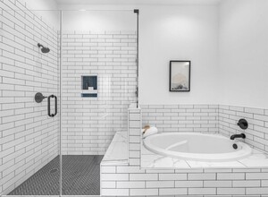 Building Photo - 5910 Val Verde St