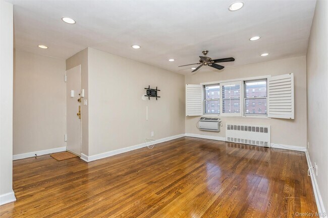 Foto del edificio - 183 Drake Ave