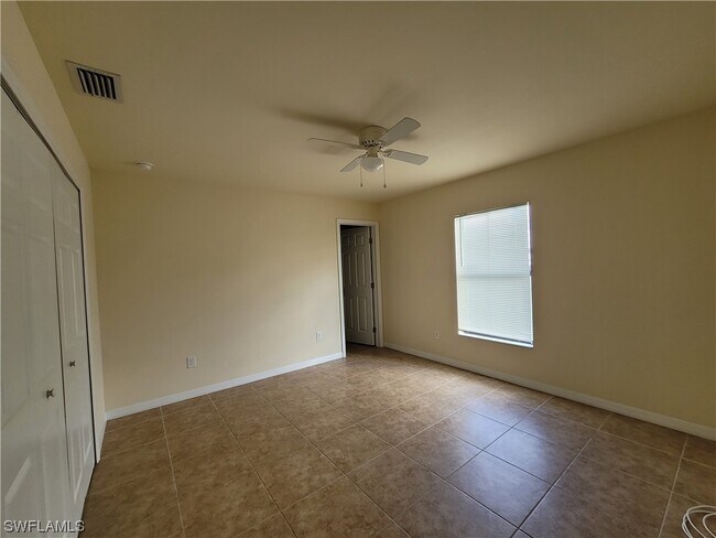 Foto del edificio - 613 SE 5th St