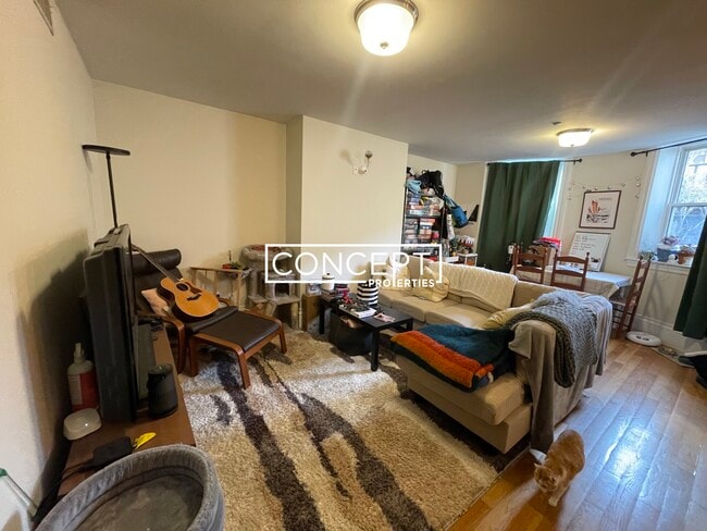 Foto del edificio - 656 Massachusetts Ave