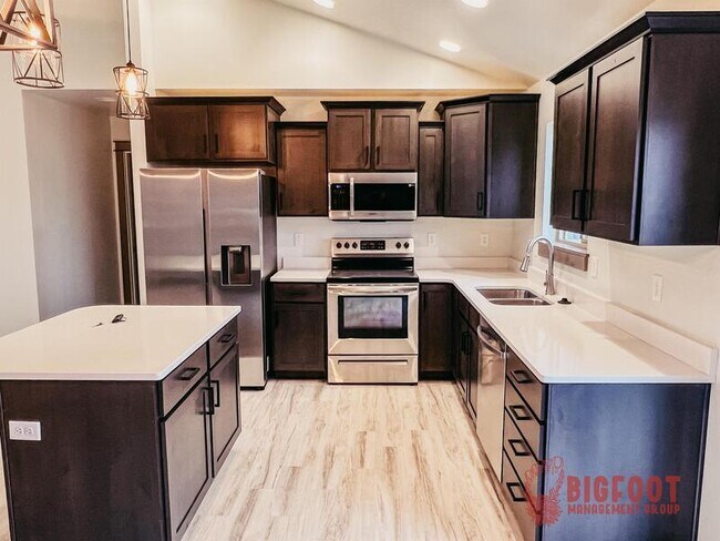 Foto del edificio - 3931 Swan Rd