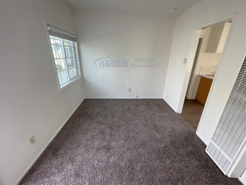 2515 E Madison St, Long Beach, CA 90810 Condo for Rent in Long Beach