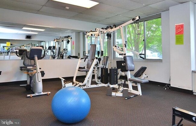 Building Photo - 11801 Rockville Pike