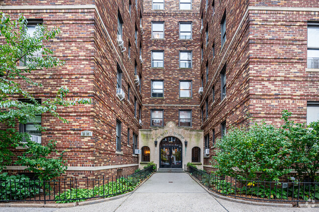 Building Photo - DeWitt Clinton
