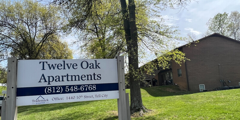 Primary Photo - Twelve Oak Apartments