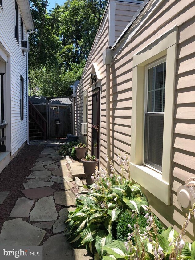 67 Swan St, Lambertville, NJ 08530 House Rental in Lambertville, NJ