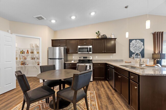 Foto del edificio - Redwood Reynoldsburg