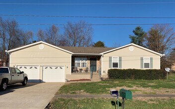 Building Photo - 208 Airport Road