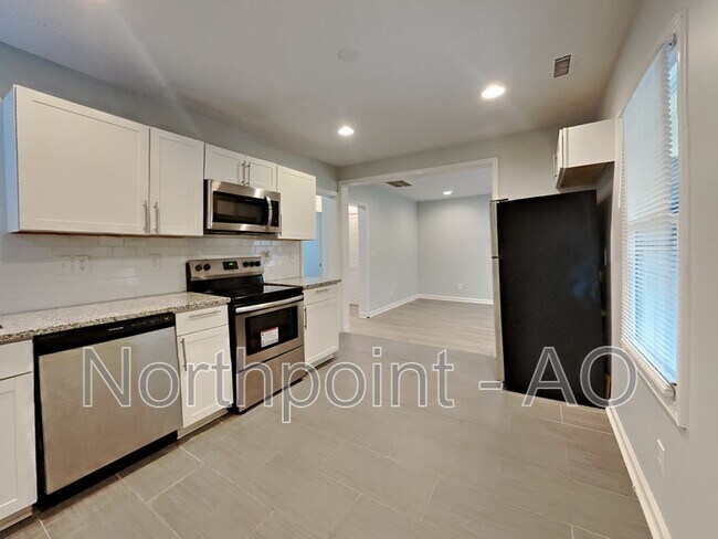 Foto del edificio - 1268 Byewood Ln SW