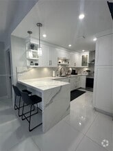 Building Photo - 541 SW 89th Ct