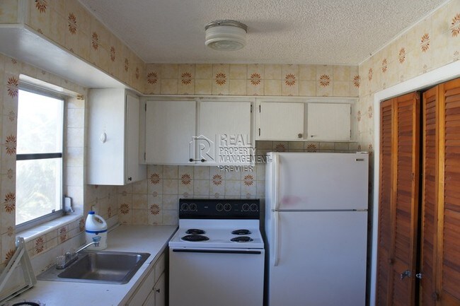 Building Photo - Renovated 2 Bedroom Apartment in Cooper City