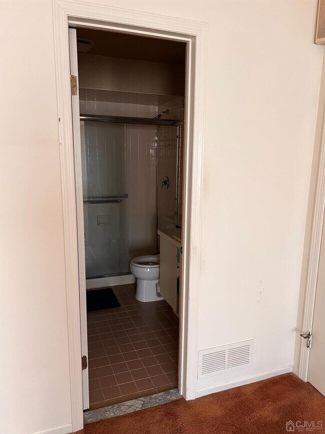 Foto del edificio - 55 Riverbend Dr