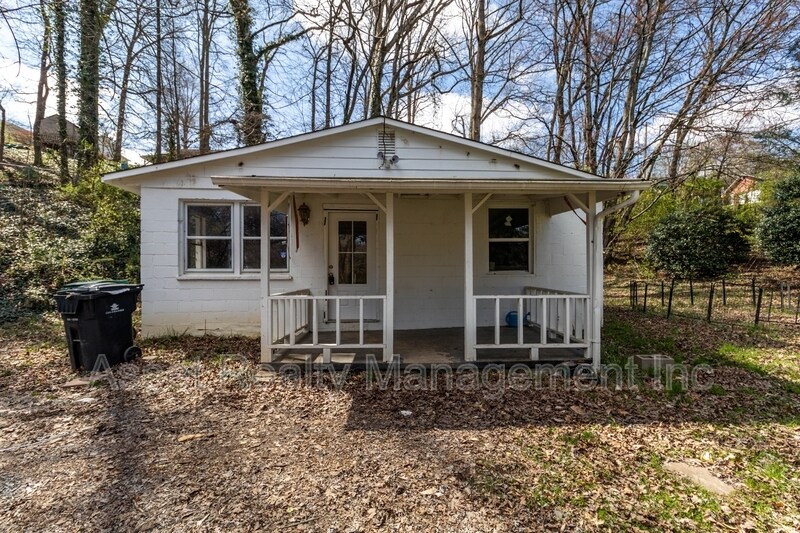 Photo - 6412 Western Avenue