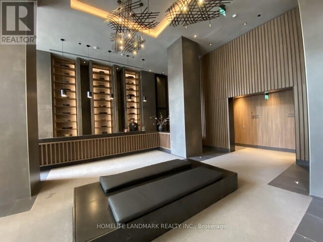 Building Photo - 55 Charles St E