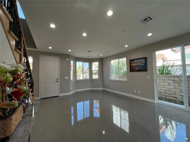 Foto del edificio - 3858 Delta St