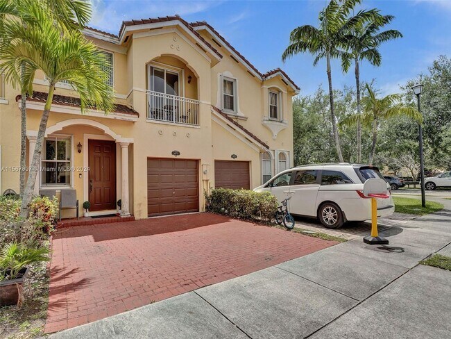 Building Photo - 14970 SW 9th Terrace