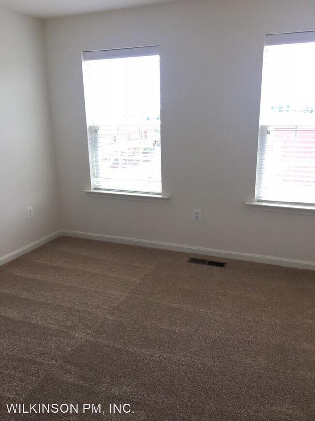 Foto del edificio - 3 br, 3.5 bath House - 16024 Madison Ridge Pl