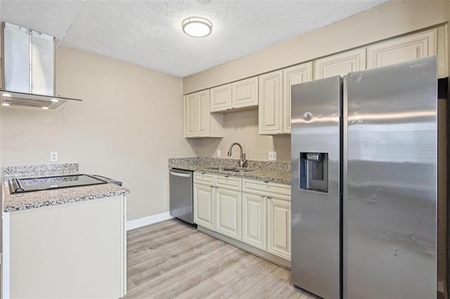 Foto del edificio - 7517 Clover Ln