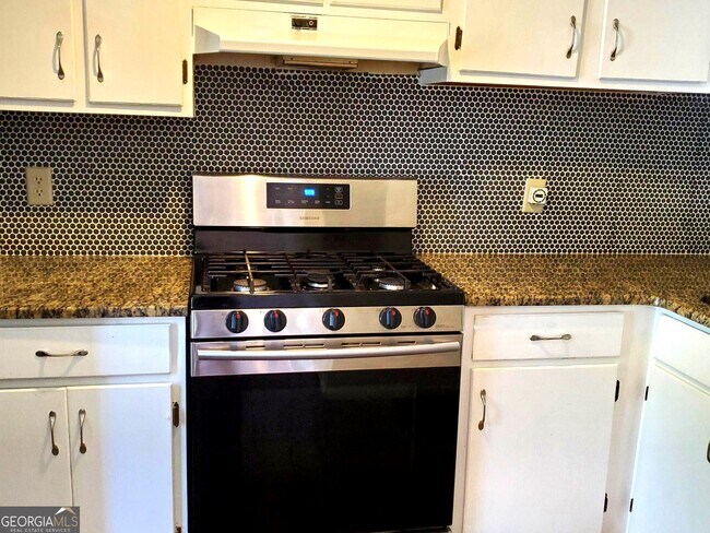 Foto del edificio - 1865 Grant Ct