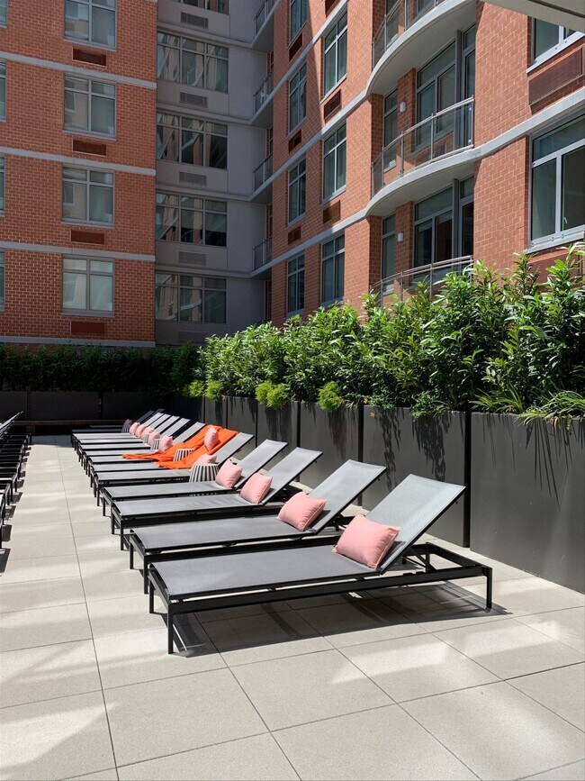 Foto del edificio - 7600 Boulevard East Apt #301, North Bergen...