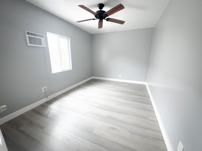 Foto del edificio - 7830 Alpaca St