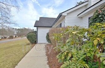 Building Photo - 350 Cobbler Dr