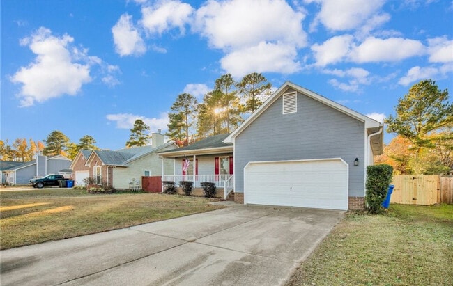 Building Photo - 1332 Oak Knolls Dr