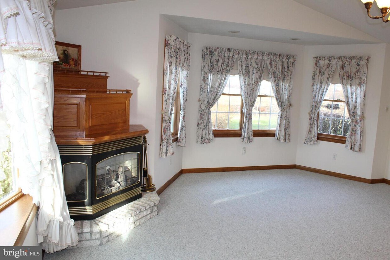 Foto principal - 4761 Olde Scotland Rd