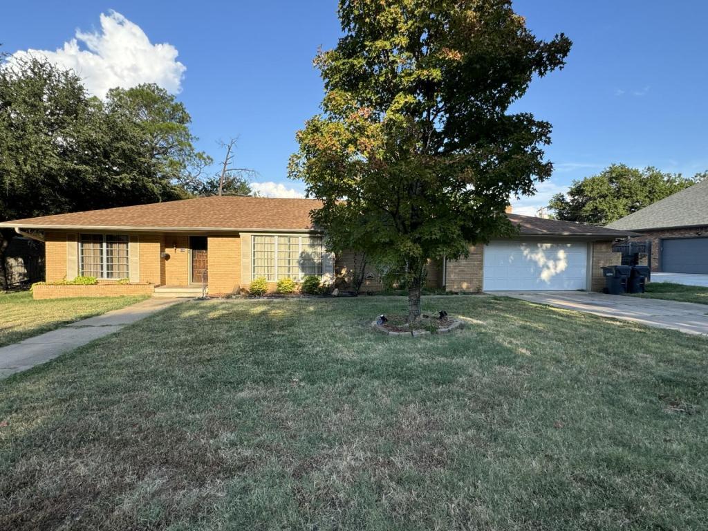 Foto principal - 816 Ridgecrest St